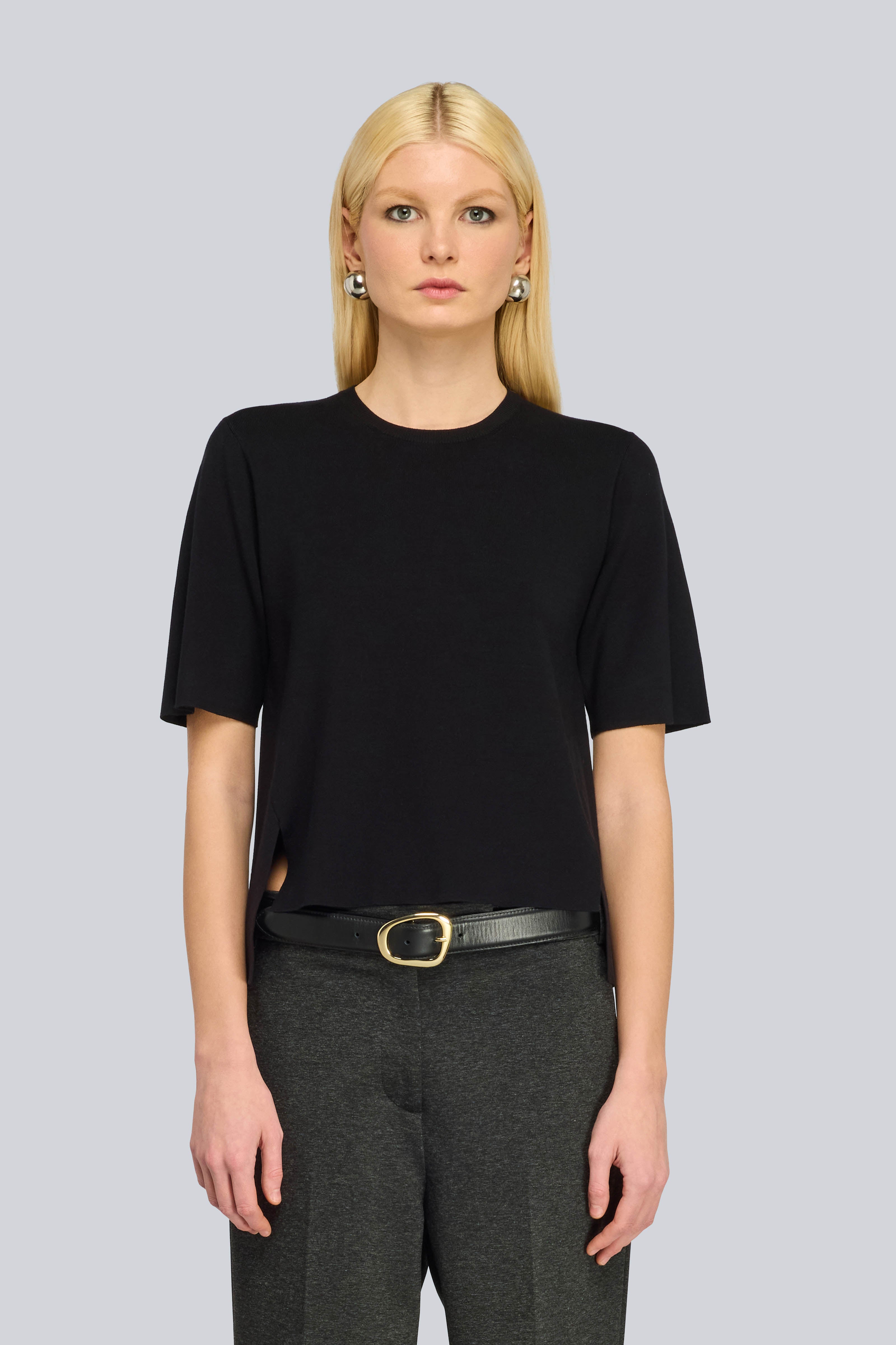 MAGLIA-KITTY-MANICHE-CORTE