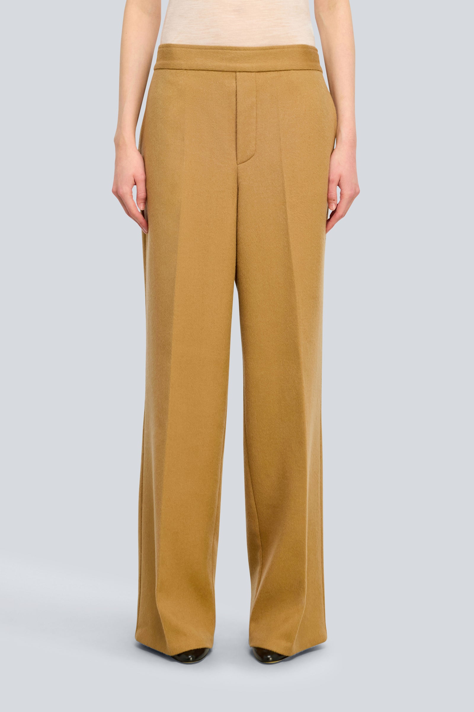 PANTALONE-LILIA
